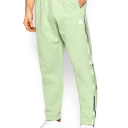 Adidas jogger green1
