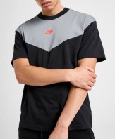 Nike Tech t-shirt black red